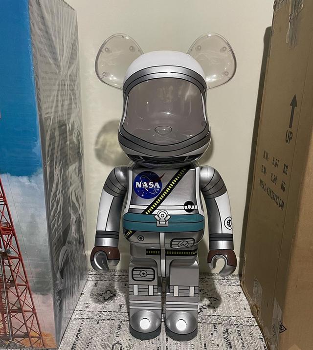 ส่งต่อ Bearbrick x NASA งานไม่มีกล่อง 1