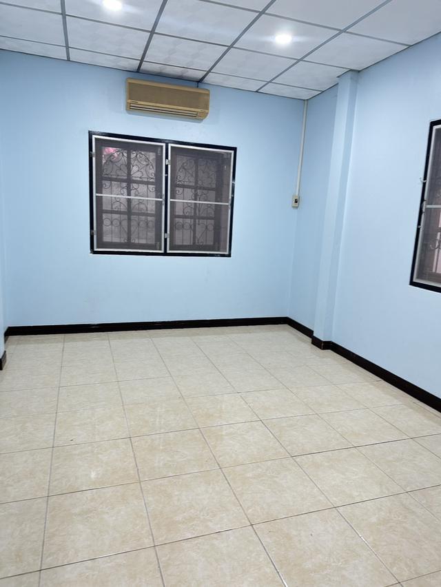 บ้านเดี่ยว 2 ชั้น หมู่บ้านประภาวรรณโฮม 1 (Praphawan Home 1) สุวินทวงศ์-มีนบุรี 3