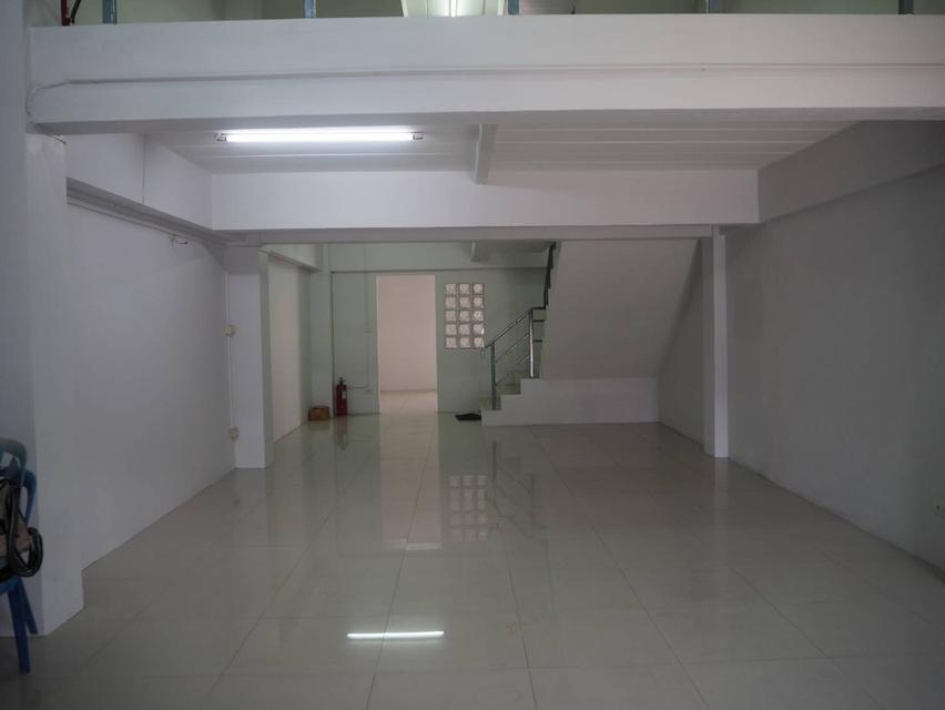 อาคารพาณิชย์รีโนเวท 3ชั้น75 4