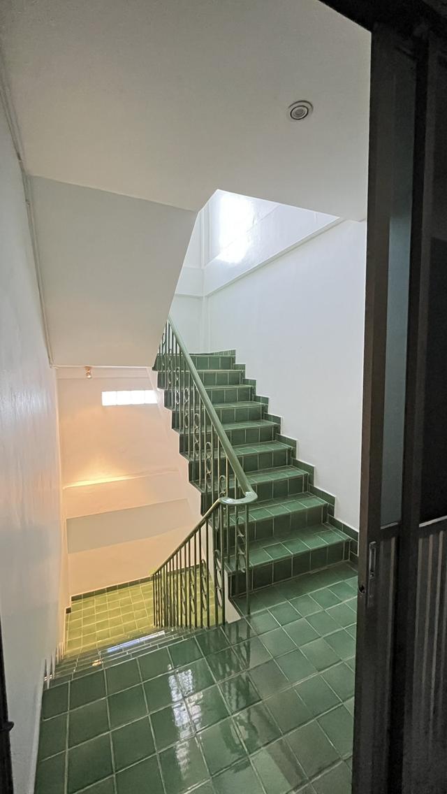 ขายทาวน์โฮม 3 ชั้น 39 ตร.ว. ซ.ลาดพร้าว35/1 หมู่บ้านพรไพลิน ใกล้ mrt ภาวนา, เเยกรัชดา, ตลาดโชคชัยสี่ ลาดพร้าว-วังหิน, เซนทรัลลาดพร้าว, เมเจอร์รัชโยธิน 16