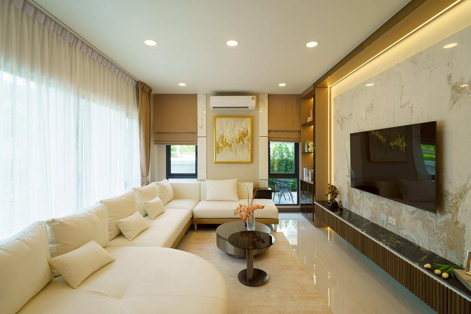 LUXURY POOL VILLA FOR RENT The City Bangna Luxury Pool Villa 15