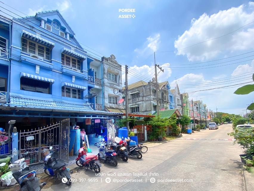 ทาวน์เฮ้าส์ 3 ชั้น หมู่บ้านลัลลี่วิลล์ ลำลูกกา-คลอง1 (ขนาด 21 ตร.ว.) ซอยบุญคุ้ม ปทุมธานี  : Lully Ville Lumlukka Khlong1 14