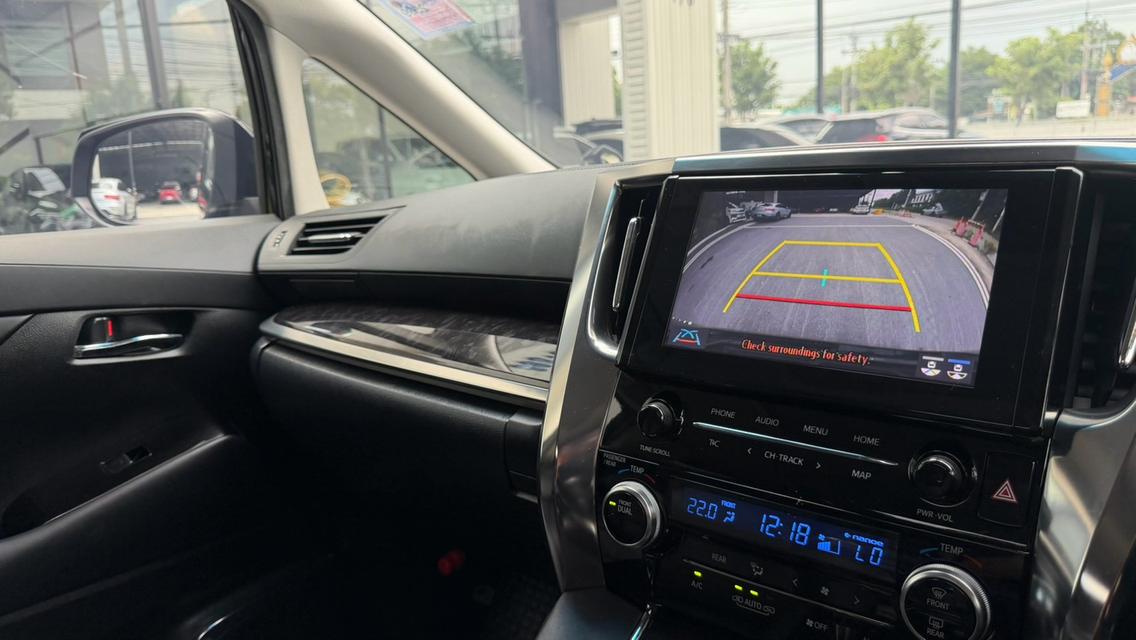 TOYOTA ALPHARD 2.5 SC PACKAGE 2022 สีดำ Milage 48,XXX KM. รถสวย ไม่มีอุบัติเหตุใดๆ ใช้น้อยสภาพดี รูปที่ 9
