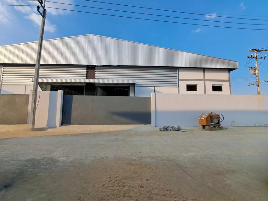 ให้เช่าโรงงานขอใบรง.4ได้ แคราย-บางบอน ต.สวนหลวง สมุทรสาคร โกดังมือหนึ่งพร้อมออฟฟิศ 1700 ตรม.พื้น3-5ตัน/ตรม. 14