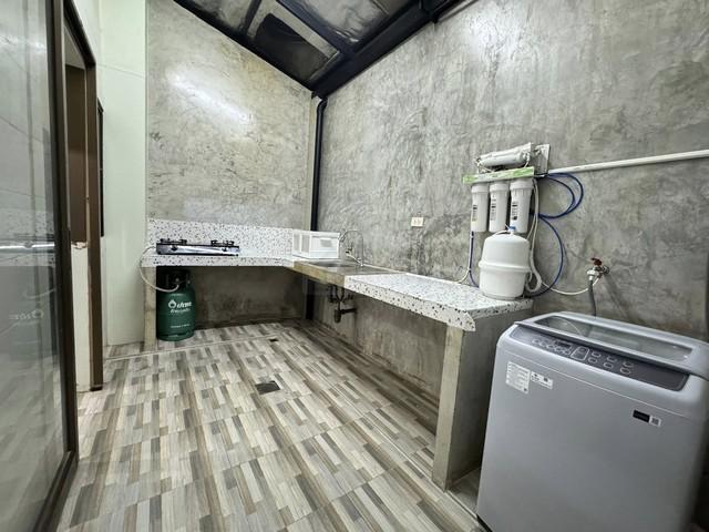 ให้เช่าทาวน์โฮม 3 ชั้น 4 ห้องนอน ซอยลาดพร้าว 64 ลาดพร้าว สุทธิสาร รัชดา 4