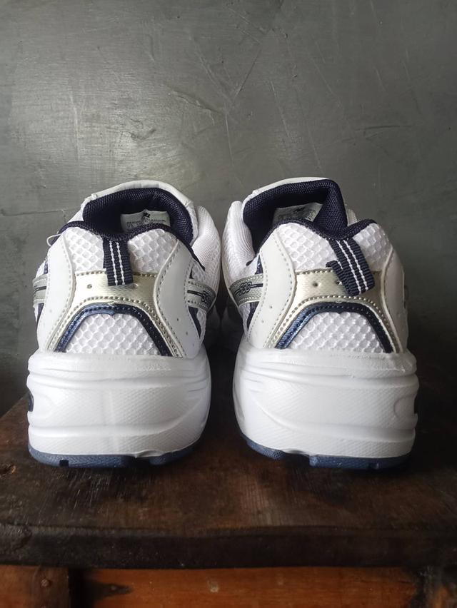 ืnew balance นิวบาลานซ์ 530 (เบอร์ 44) ขนาดความยาว 27 cm. เบอร์ 43 ใส่ได้พอดี งานมือหนึ่ง รูปที่ 2
