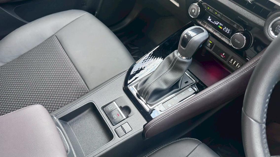 รหัสรถ TPV1149 Yaris Ativ รุ่นย่อย : Premiumปี : 2023 13