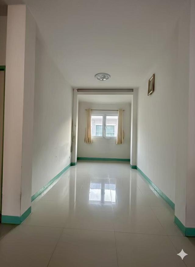 บ้านเดี่ยว 2 ชั้น  หมู่บ้านแอดโฮม ศรีราชา 11