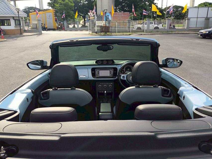 รถเข้าใหม่! VOLKSWAGEN BEETLE 1.4 TSI CABRIOLET ปี 2013 (แท้) สีฟ้า Denim Blue 15
