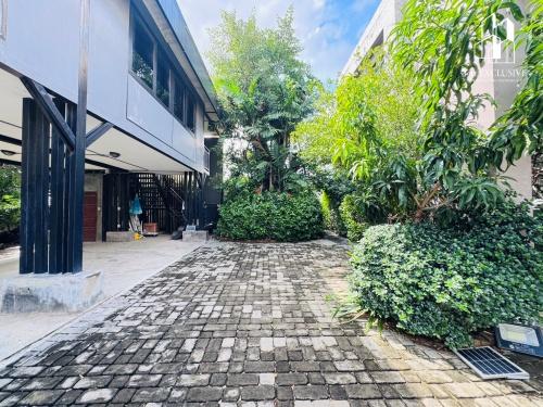 🏛️ [ขาย] คฤหาสน์หรูหลังใหญ่ 151 ตร.ว. พื้นที่ใช้สอยจุใจ 650 ตร.ม. ทำเลศักยภาพ ถนนเมน - ดิเอ็กซ์คลูซีฟ ปิ่นเกล้า ทวีวัฒนา 7