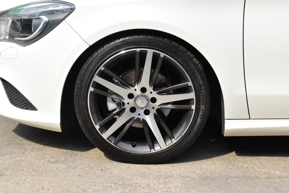 รหัสรถ PB3302 BENZ CLA 180 W117 AUTO 2015 เบนซิน รูปย่อยที่ 3