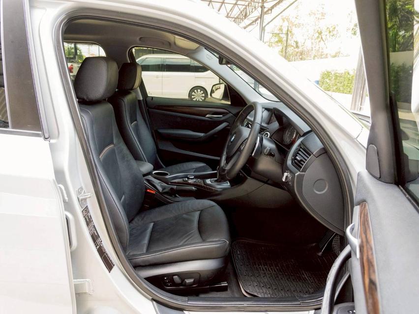 BMW X1 sDrive 20d M Sport ปี 2013 ♨️ ประกันเครื่องเกียร์3ปี30000km.♨️ รูปที่ 7