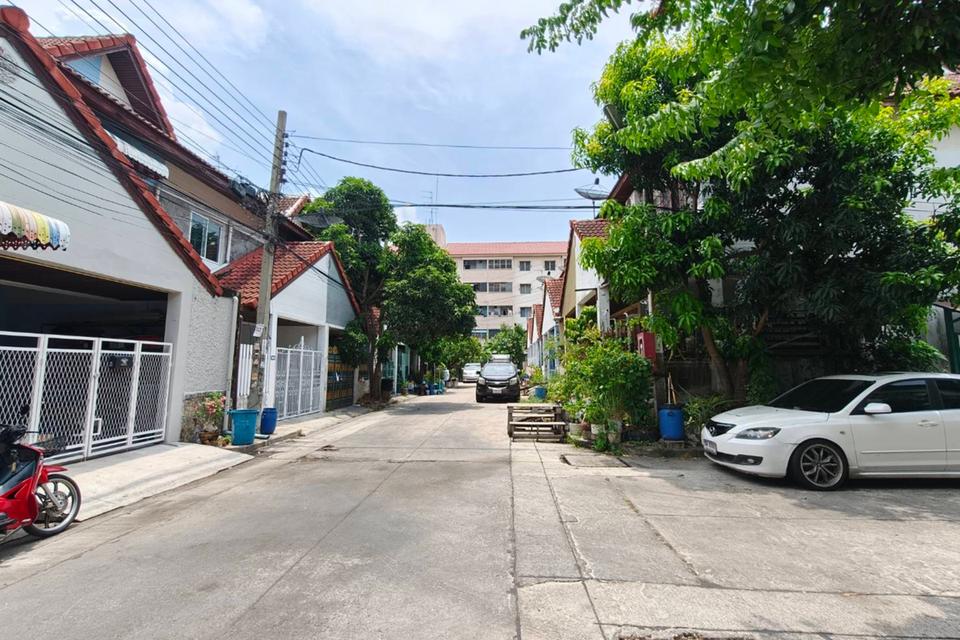 หมู่บ้านอุบลศรี แพรกษา 17