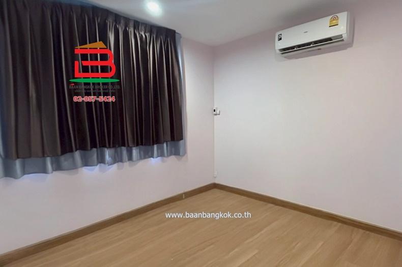 บ้านแฝด โครงการ ภัสสร รามคําแหง-ราษฎร์พัฒนา (ซอยเคหะร่มเกล่า 78 แยก 1) เนื้อที่ 39.8 ตรว.  ถนนรามคำแหง แขวงราษฎร์พัฒนา เขตสะพานสูง  9
