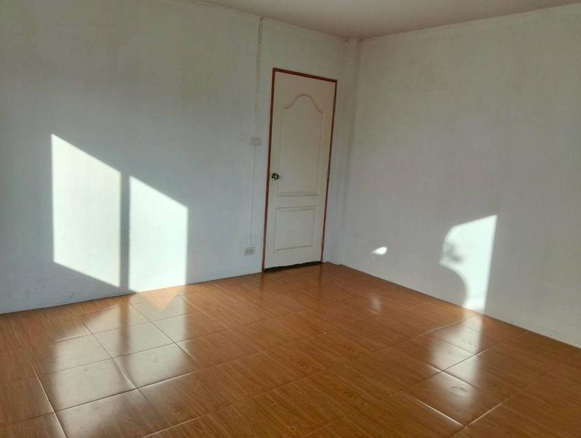 ขายบ้าน 2 ชั้น หลังมุม หมู่บ้านบัวแก้ว ถนนปทุมธานี-บางปะหัน 5