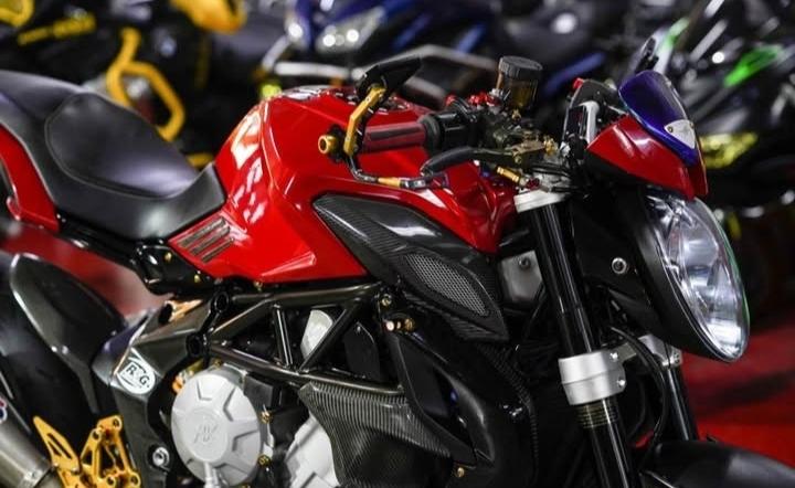 2016 MV Agusta Brutale 800  2