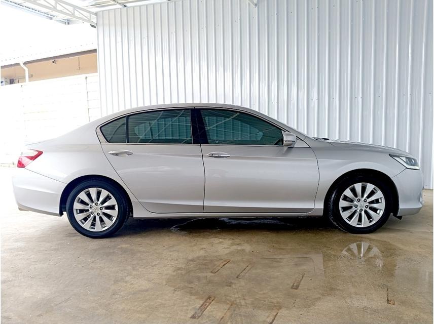 Accord 2.0EL ตัวท๊อปฟรีดาวน์ รถผู้บริหาร 5