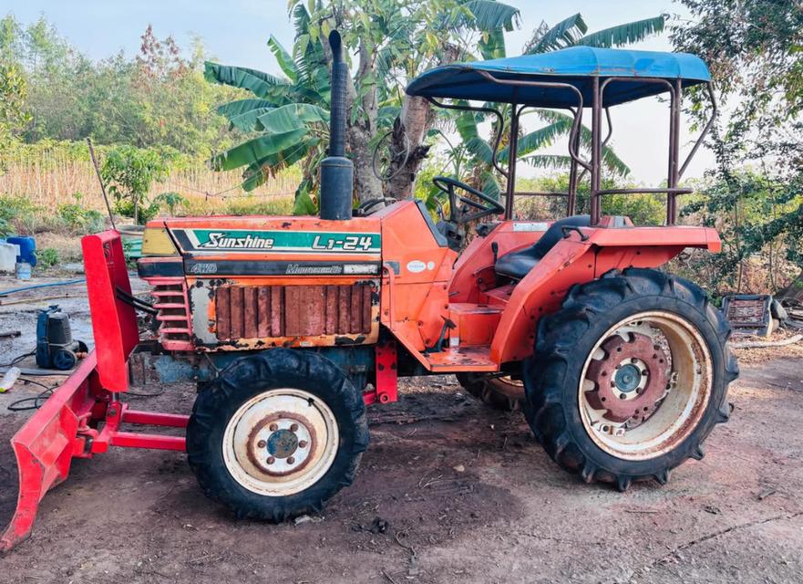 Kubota L1-24 รถไถสภาพดี 4