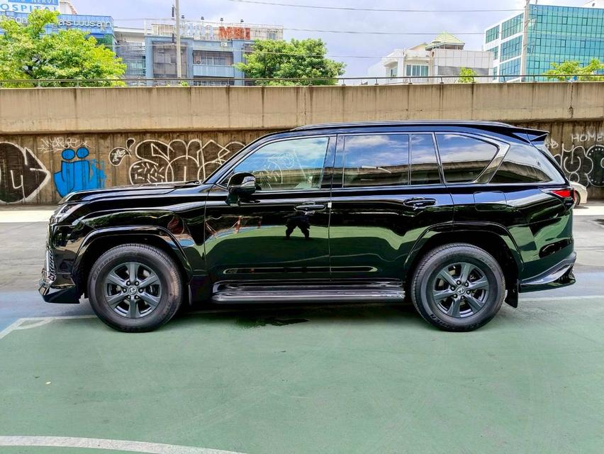รหัสรถ PEAT53 LEXUS LX600 7 seat เครื่อง 3.5 turbo 415 แรงม้า