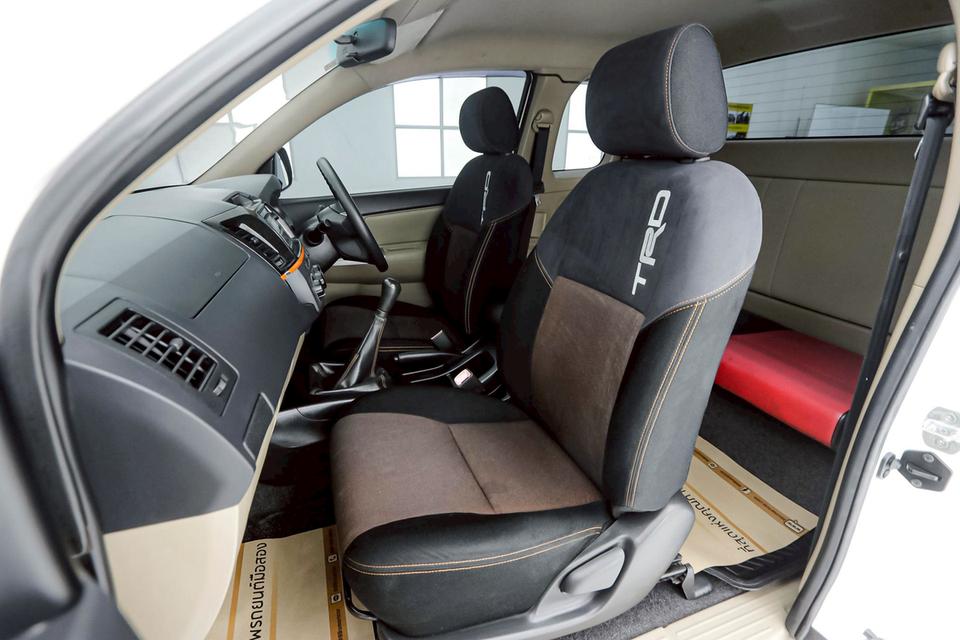 รหัสรถ 1D968 HILUX VIGO 2.5 E TRD SMARTCAB 2013