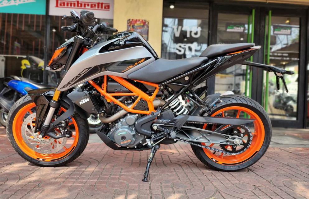 KTM Duke 390 ปี 2022 สภาพนางฟ้า 5