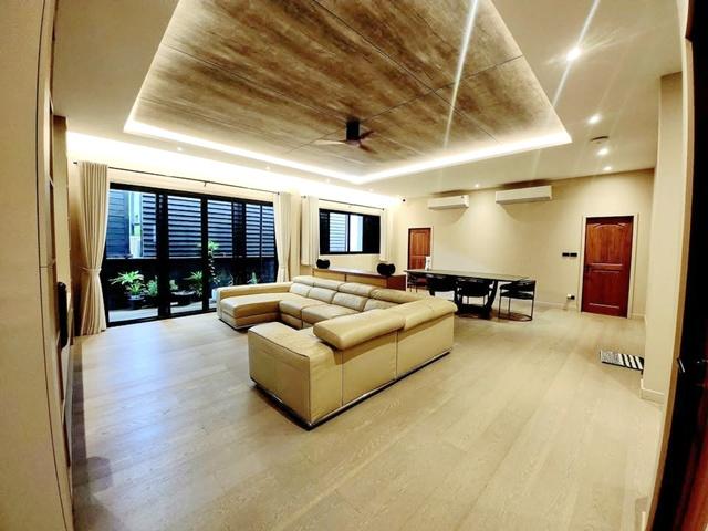 สระว่ายน้ำส่วนตัว เฟอร์ฯ คฤหาสน์ บางนา กม7 5นอน เมกา บางนา 1.8 กม. แอร์ ร่มรื่น โฮมออฟฟิศ 6 น้ำ ถ.บางนา-ตราด 2