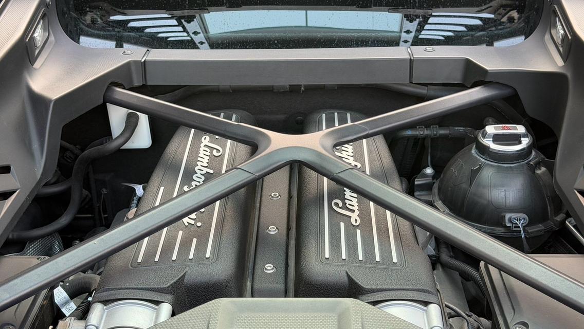 (แจ้งรหัสรถ KPV53) 2021 Lamborghini Huracán EVO ขับเคลื่อน 4 ล้อ (AWD) รูปที่ 10