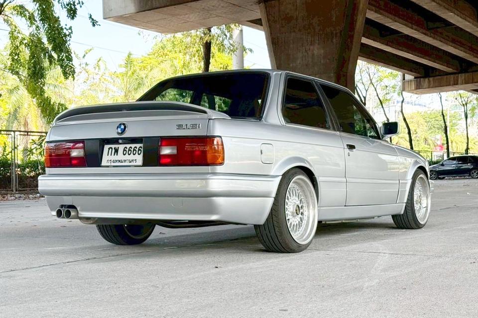 1990 BMW 318i 1.8 E30 MT 2 ประตู  เกียร์ธรรมดา พร้อมใช้งาน รูปที่ 5
