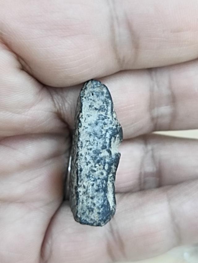 พระนางพญาเนื้อดำเข่าตรง พิษณุโลก พระองค์ดำ หายาก 4