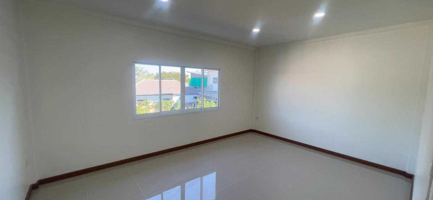 ขายทาวน์เฮ้าส์ 2 ชั้น รีโนเวทใหม่ ปากช่อง นครราชสีมา ใกล้ถนนมิตรภาพ 10