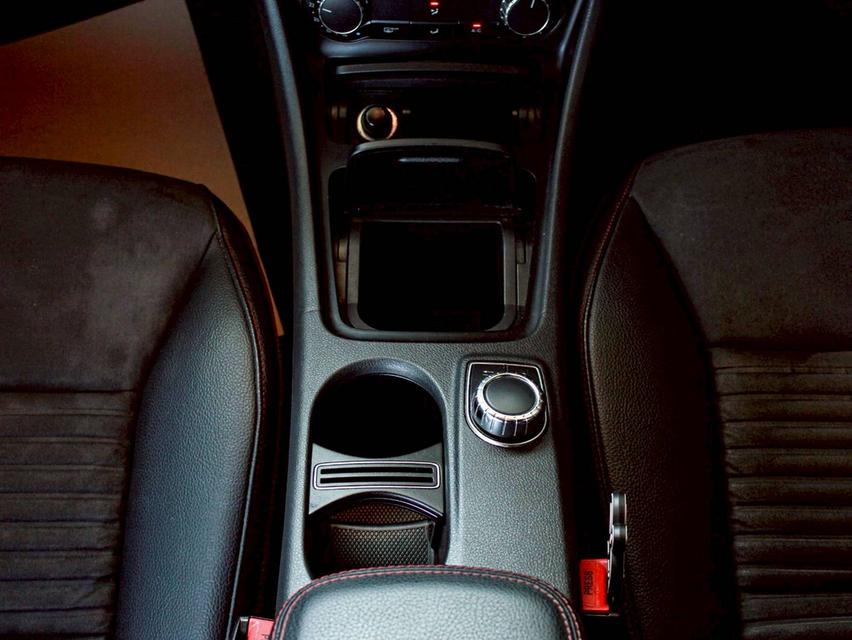 Benz A250 AMG Sport 2.0W176 Sport Hatchback ปี 2013 โฉม ปี 12-19 16