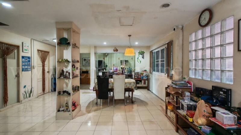 บ้านแฝด ธนวรรณ พหลโยธิน 52 หลังมุม ต่อเติมครบ ราคาถูก 9