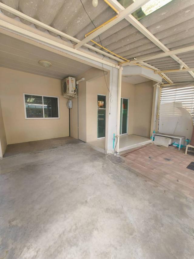 ขายทาวน์โฮม 2 ชั้น พร้อมอยู่ หมู่บ้านพิศาลเทียนทะเล 20 (สะแกงาม-พระราม2) 2