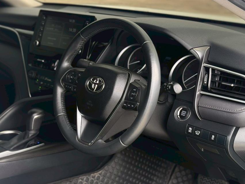 TOYOTA. CAMRY  Sedan 4dr Sport SA 8sp FWD 2.5 (MNC)  Y2022 สีขาว 16