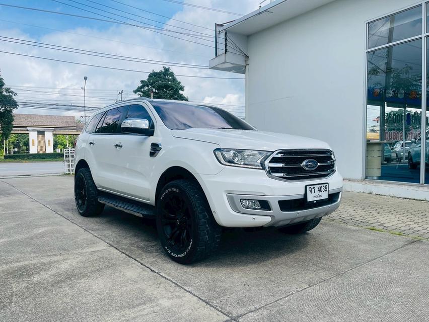 Ford Everest Titanium+2018 เจ้าของเดียว สวยกว่านี้ไม่มีแล้วคะ รถนี้พร้อม ไม่ทำให้ผิดหวังคะ  3