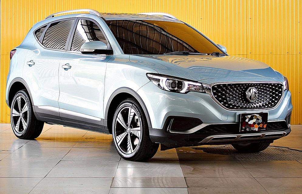 2020 MG ZS EV 100% สีฟ้า Como Blue เกียร์ออโต้ SUV ไฟฟ้าล้วน รูปที่ 3