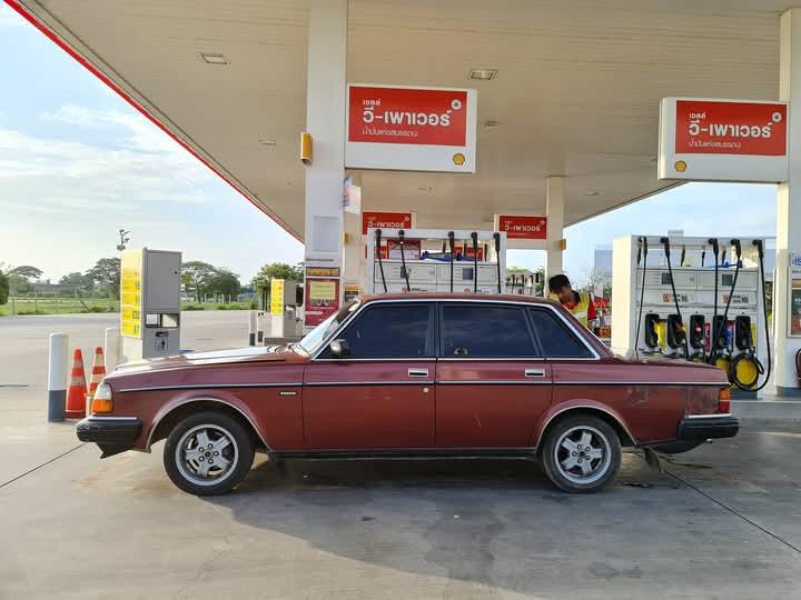 ขายด่วน Volvo 244 