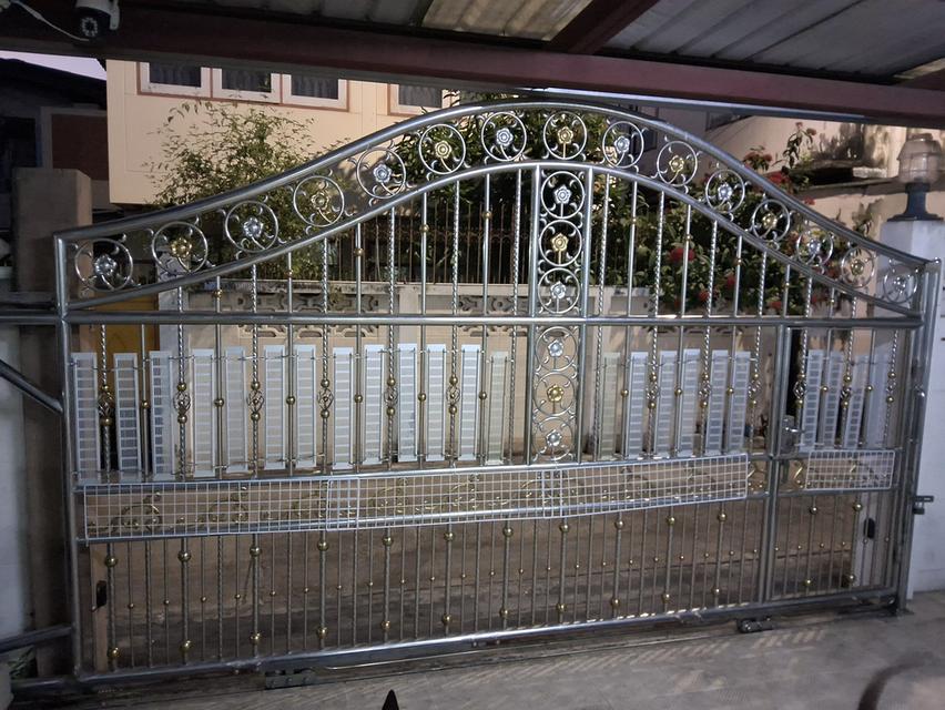 ประตูสแตนเลสลดราคามือสอง