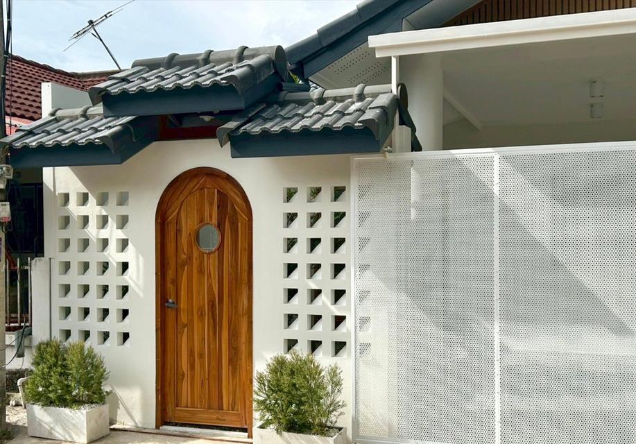 🏡✨ ขายทาวน์เฮาส์ชั้นเดียว รีโนเวตใหม่ ทำเลย่านเศรษฐกิจ ฟรีโอน 1