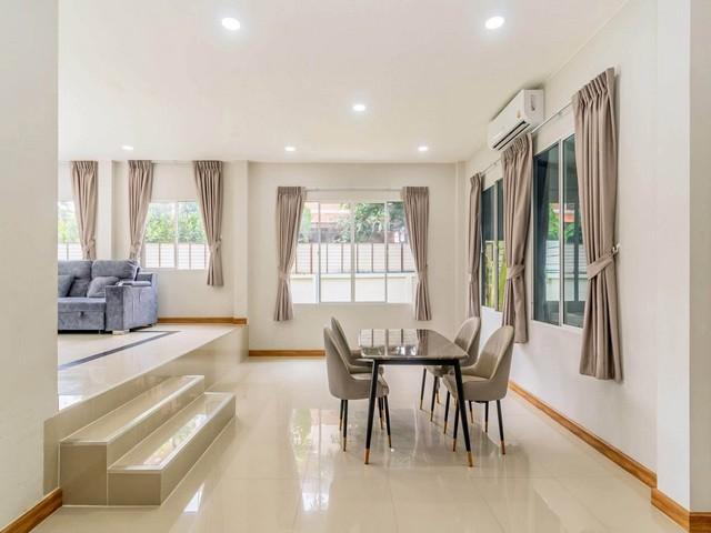 ให้เช่าบ้านเดี่ยว 2.5 ชั้น หลังใหญ่ รีโนเวทใหม่ 122 ตรว. 4 ห้องนอน โครงการ ลลิล อินเดอะพาร์ค วัชรพล–พหลโยธิน ซอยวัชรพล3 5