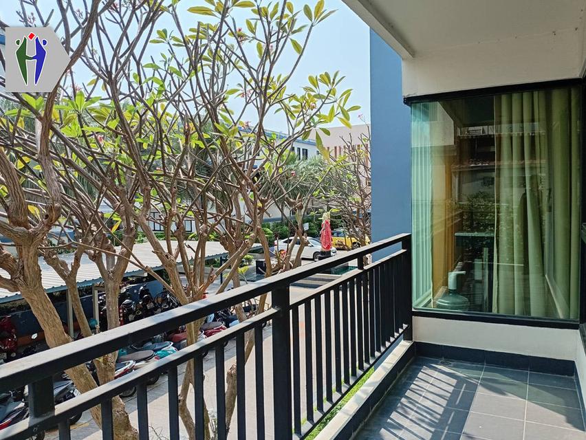 ให้เช่าคอนโด 51 ตารางเมตร ห้องมุม ราคา 13,500 บาท ใกล้ถนนสุขุมวิทพัทยาใต้ • ขนาด 51 ตร.ม, 1ห้องนอน, 1ห้องน้ำ • ทีวี, 1แอร์, ตู้เย็น • บิ๊วอินครัวยุโร 2