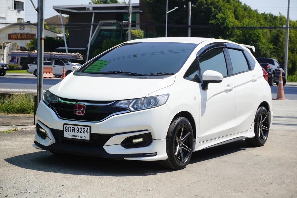 (แจ้งรหัสรถ PB9224) HONDA JAZZ GK 1.5V AUTO 2020