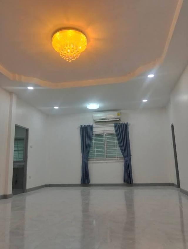 Hot deal Sirisa 11 only 3.19 Million 14