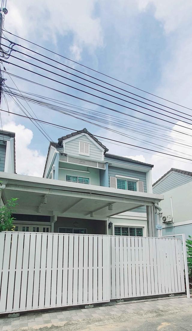 บ้านเดี่ยว หลังเมกาบางนา