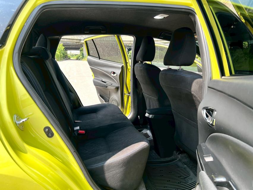 Toyato yaris 1.2G hatchback ปี 2018 จด 2019 11