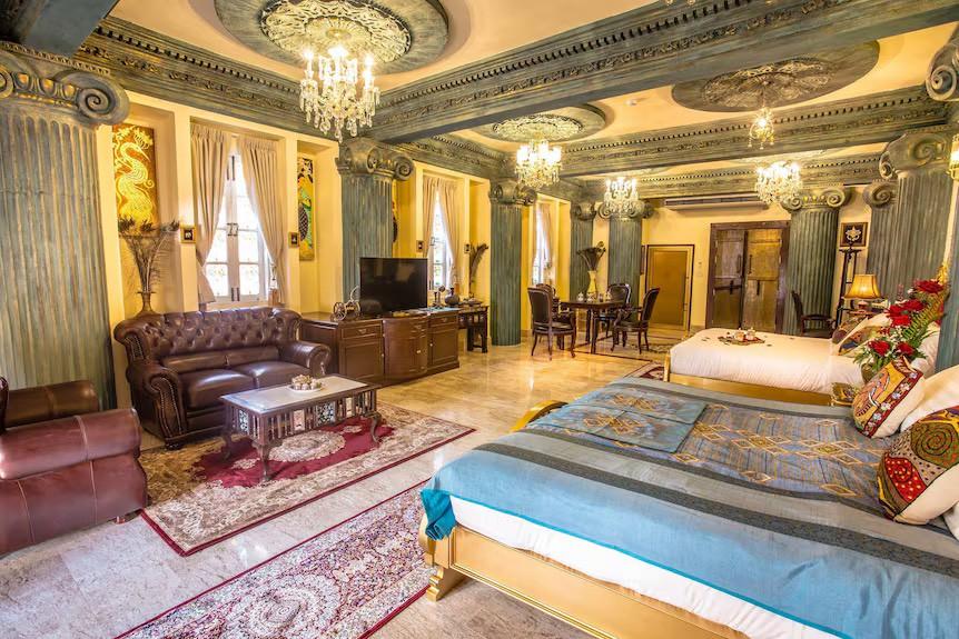 โรงแรมหรูสไตล์เรเนสซองค์ ที่เดียวใจกลางเมืองเชียงใหม่มูลค่า 300 ล้านขายเพียง 170 ล้าน เท่านั้น 12