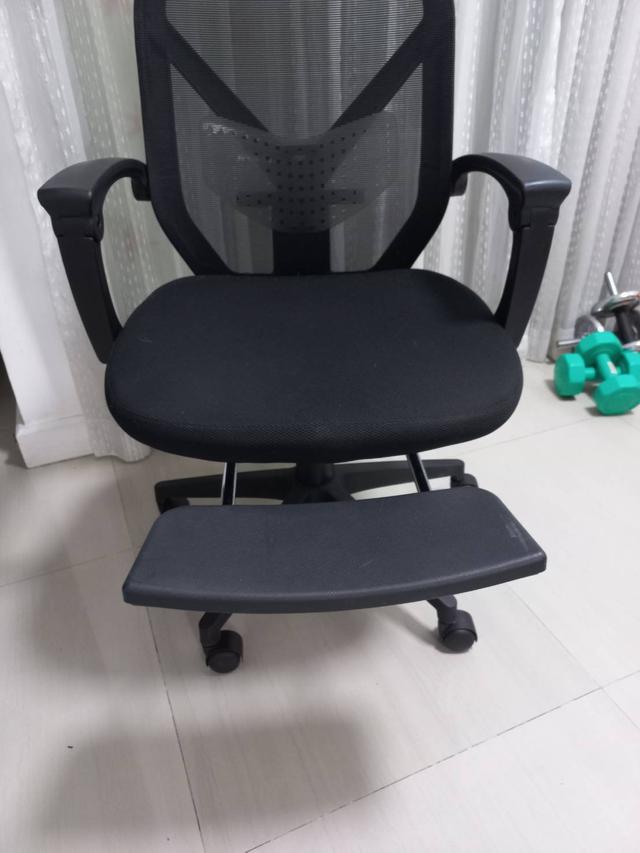 เก้าอี้สำนักงาน เก้าอี้ผู้บริหาร เก้าอี้ มีที่วางเท้า มือสอง สภาพดี สวย มารับสินค้า ที่ กทม สาย 1 โทร 081-4253207 5