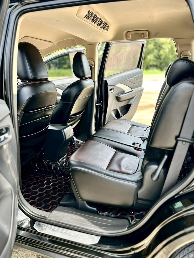 mitsubishi xpander 1.5 TOP 14