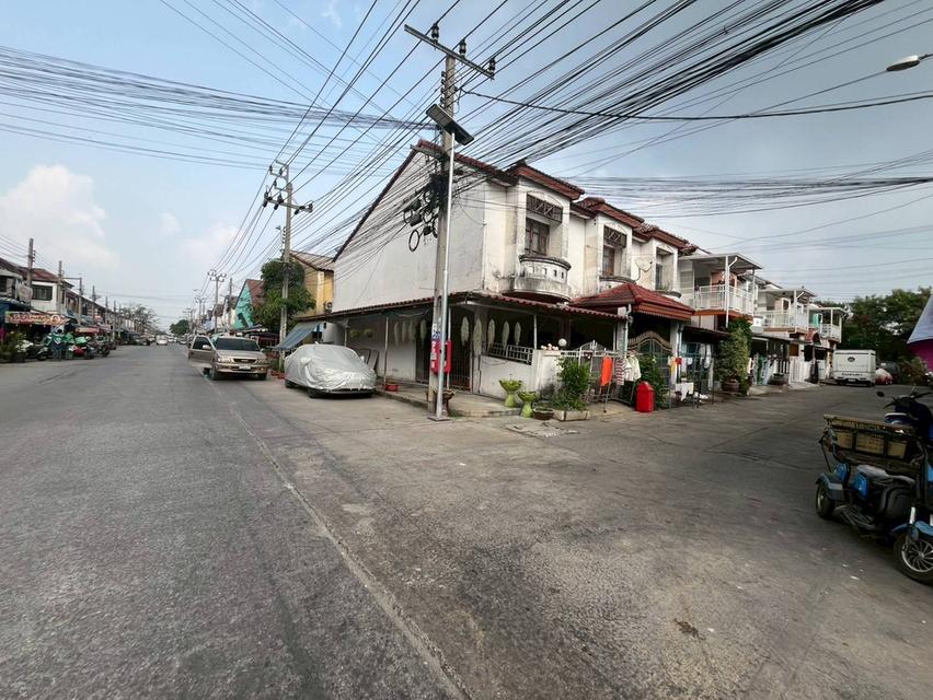 ขายบ้าน 2 ชั้น หมู่บ้านปิยวรารมย์ ถนนบ้านกล้วย-ไทรน้อย 5