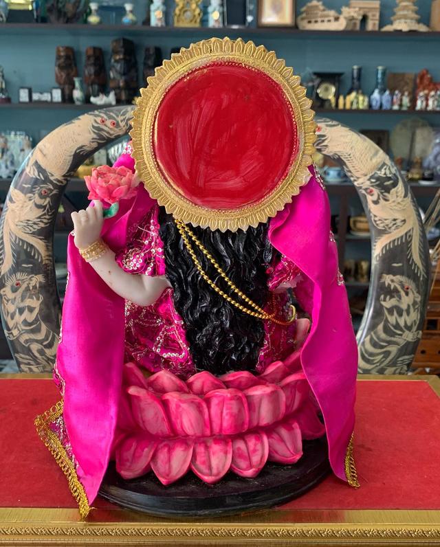 รูปปั้นพระแม่ องค์ใหญ่ เนื้อเรซิน 3